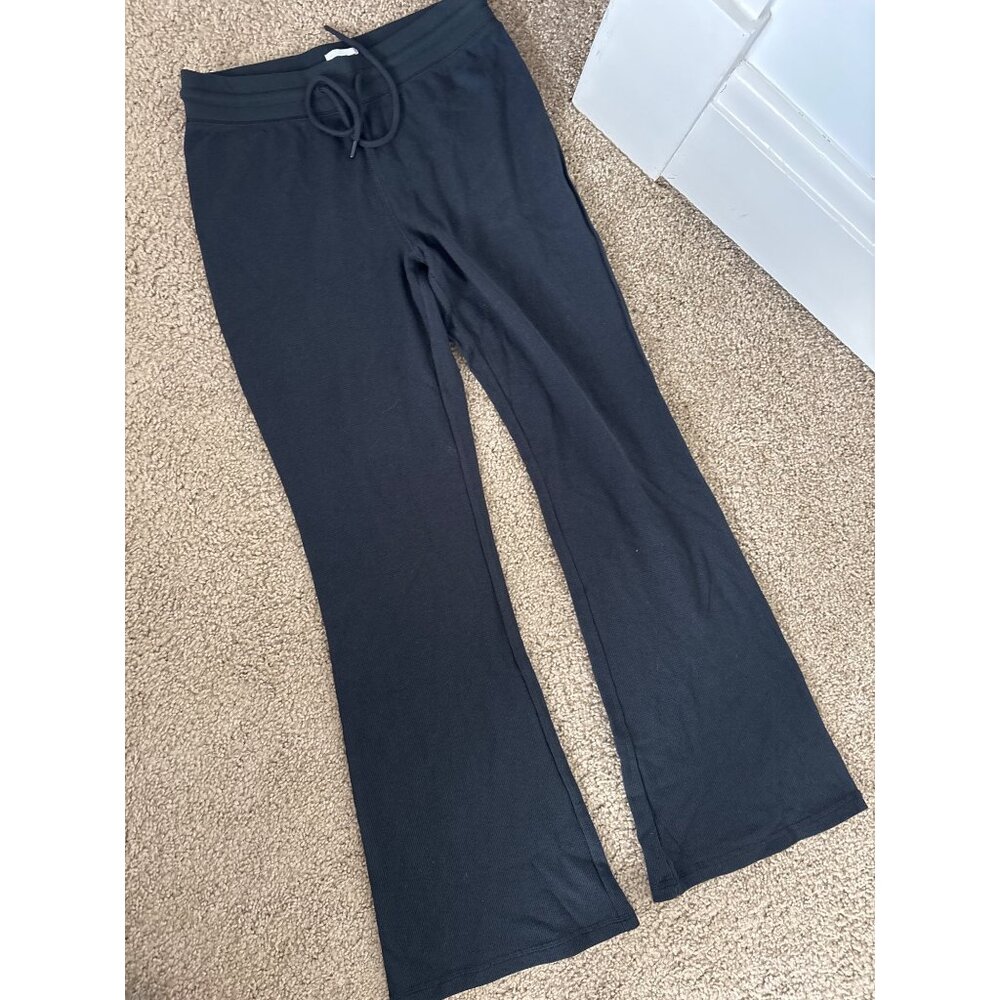 Aritzia Sunday Best Black Ribbed Flared Lounge Pants, never worn - Picture 2 of 6